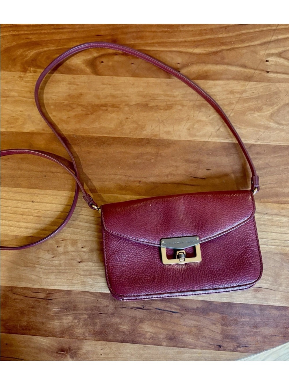 Marc by Marc Jacobs Burgundy Leather Shoulder Bag with Gold Hardware